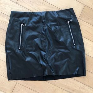 GIVEAWAY ITEM! ONLY PAY $3 + SHIPPING! ✨